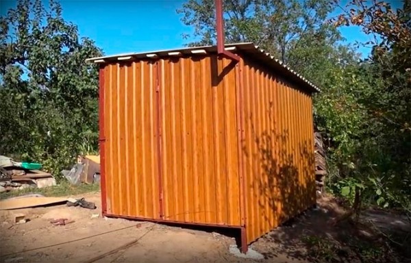 Как сделать сарай из профиля своими руками: пошаговая инструкция