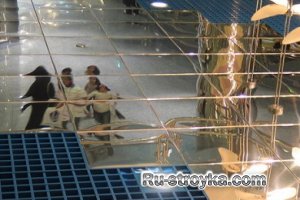 Стеклянные и зеркальные декоративные облицовочные плитки